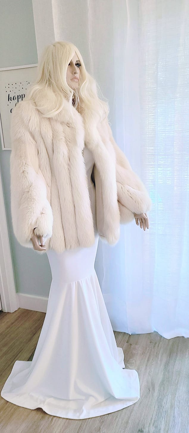 Luxury Vintage Arctic Fox Fur Coat , Bridal Jacket, Wedding Fur , White