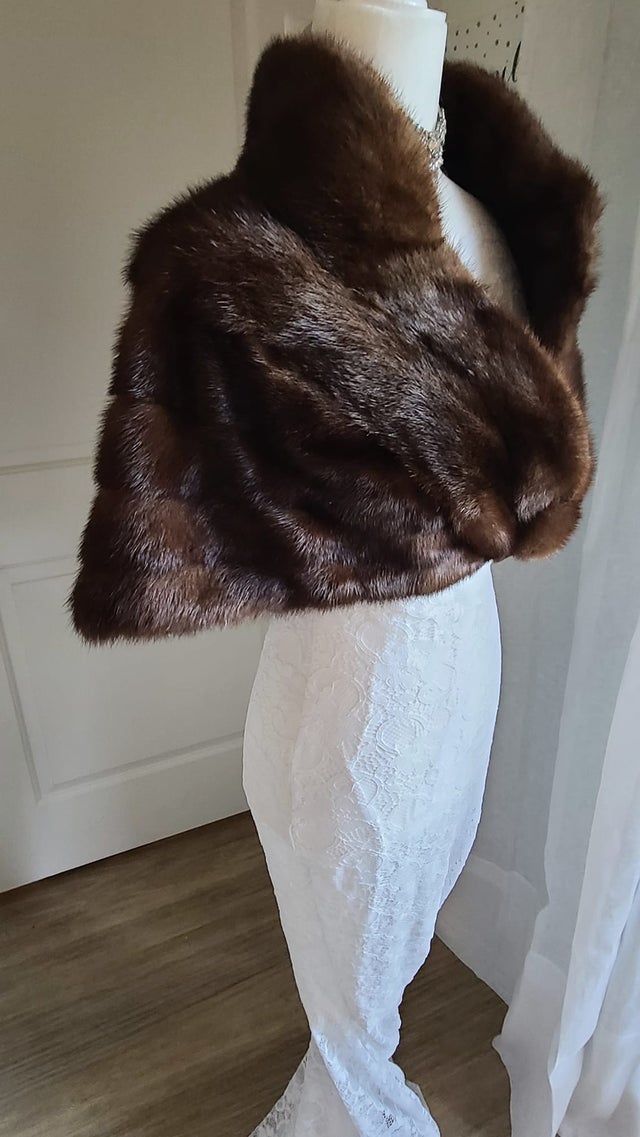 Black Fox Fur Stoles , Mink Fur Stoles