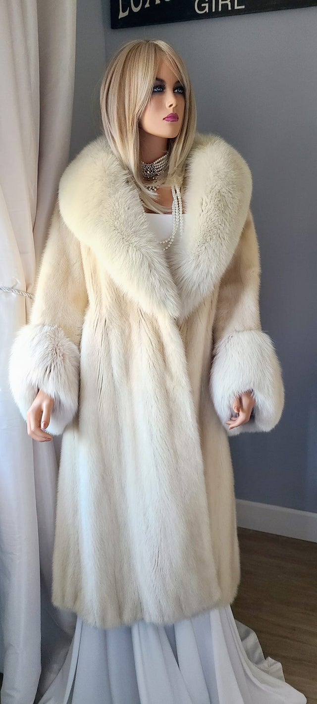 Luxury Vintage MINK and FOX Fur Coat, REAL Fur, Ivory Mink Coat, Arctic ...