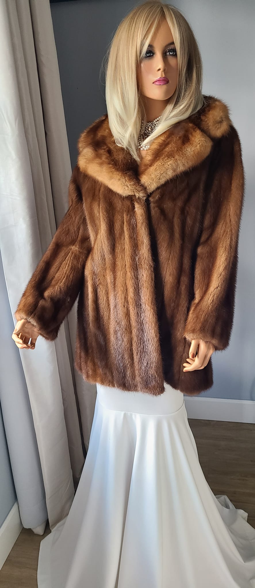 5 Reasons Why a Real Mink Fur Coat is Worth the Money